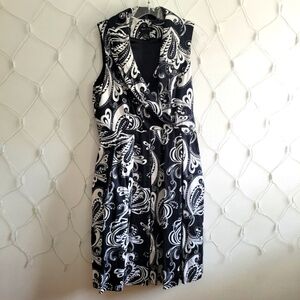 Spense Sleeveless Collared Pleated Dress / B&W Paisely Print / Size 4
